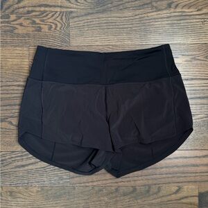 Like new lululemon speed up HR short 2.5" size 8 black